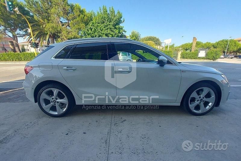 Usata Audi A3 Sportback S-Line 116 CV (85 kW) 2020 Bianco Utilitaria