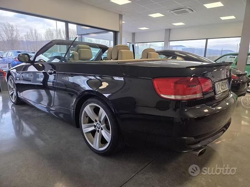 Usata BMW 320 177 CV (130 kW) 2009 Nero Cabrio