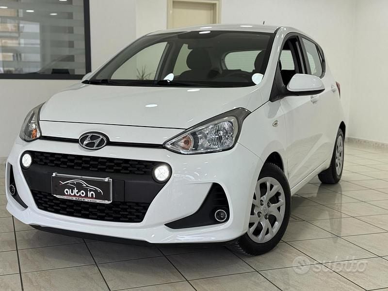 Usata Hyundai i10 69 CV (50 kW) 2017 Bianco Utilitaria