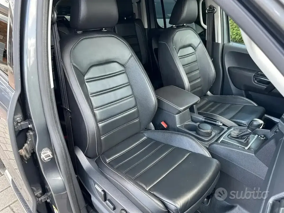 Usata VW Amarok Aventura 224 CV (164 kW) 2017 Grigio Pick-up