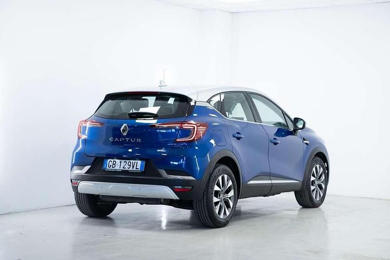 Usata Renault Captur Intens 160 CV (117 kW) 2020 Blu/azzurro SUV