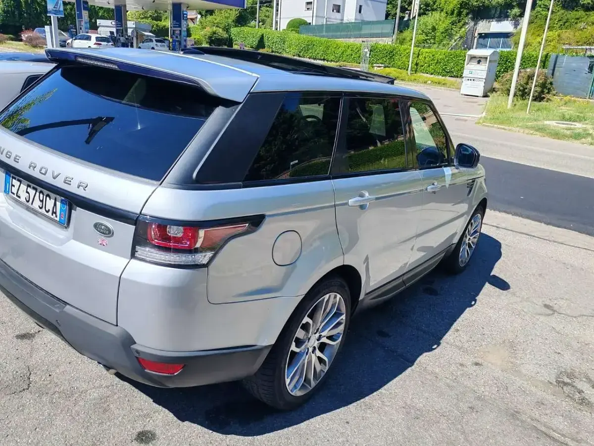 Usata Land Rover Range Rover HSE Dynamic 249 CV (183 kW) 2015 Grigio SUV