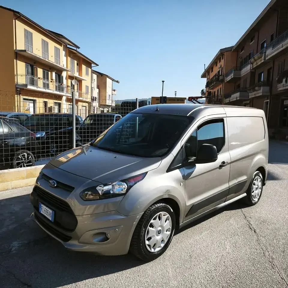 Usata Ford Transit 95 CV (69 kW) 2017 Grigio Furgone