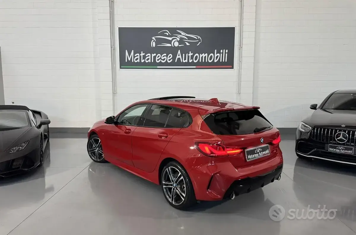 Usata BMW 118 M Sport 150 CV (110 kW) 2022 Rosso Utilitaria