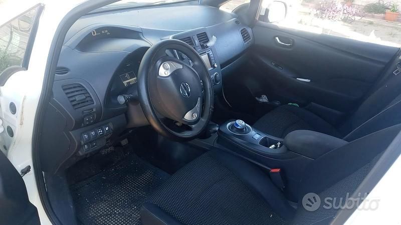 Usata Nissan Leaf 80 kW (109 CV) 2016 Bianco Utilitaria