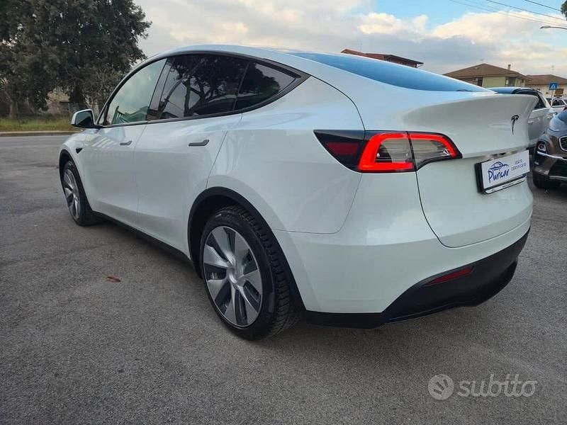 Usata Tesla Model Y RWD 250 kW (340 CV) 2022 Bianco SUV