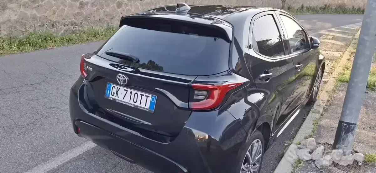 Usata Toyota Yaris Sport 92 CV (67 kW) 2022 Nero Utilitaria