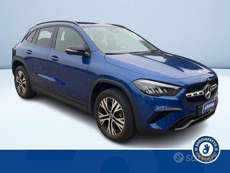 Usata Mercedes GLA180 Advanced 116 CV (85 kW) 2025 Argento SUV