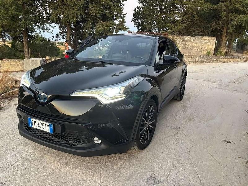 Usata Toyota C-HR Lounge 98 CV (72 kW) 2020 SUV