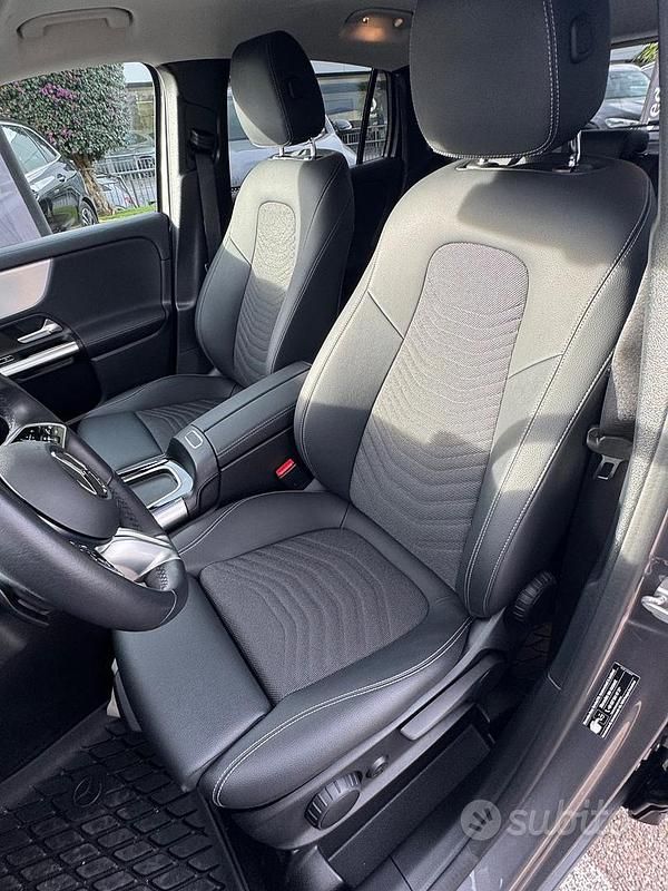 Usata Mercedes GLA200 Advanced 150 CV (110 kW) 2024 Grigio SUV