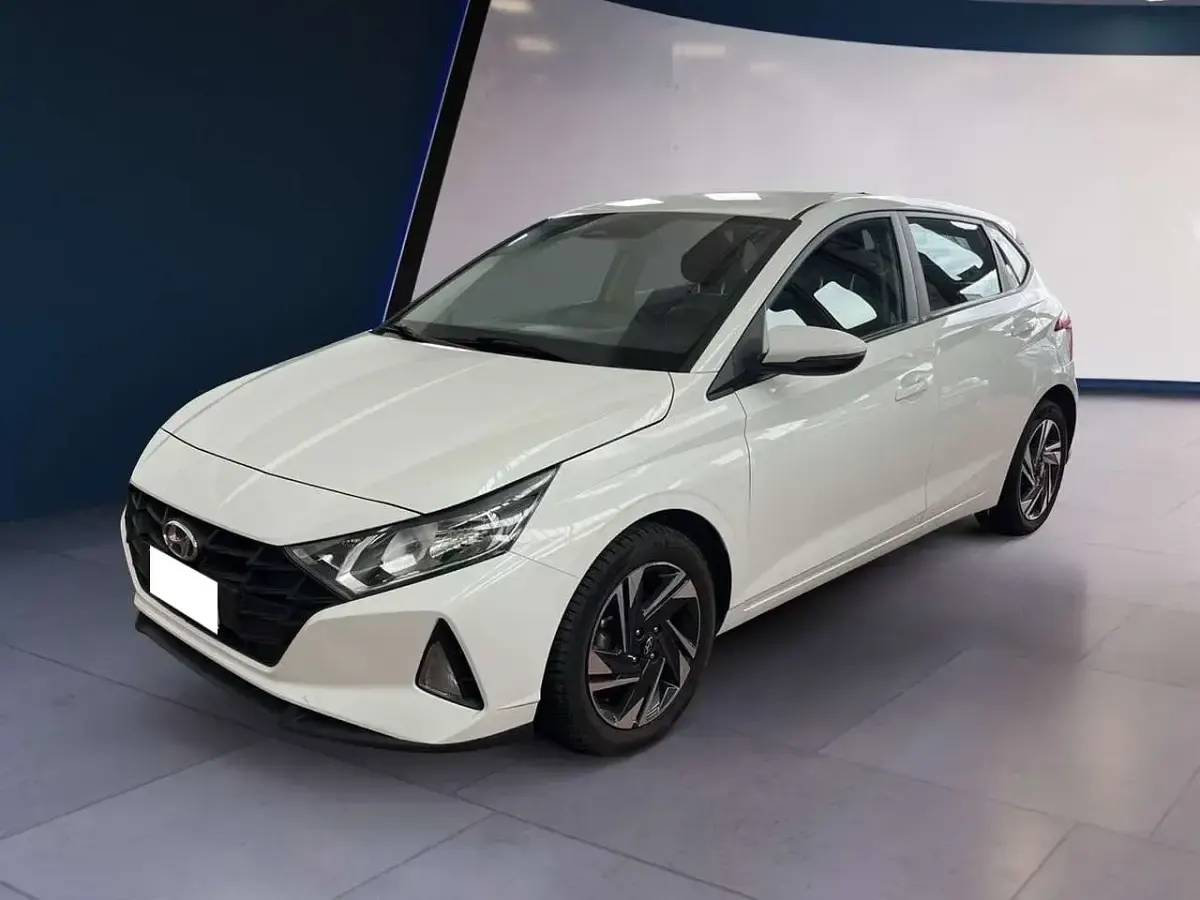 Usata Hyundai i20 84 CV (61 kW) 2021 Bianco Utilitaria