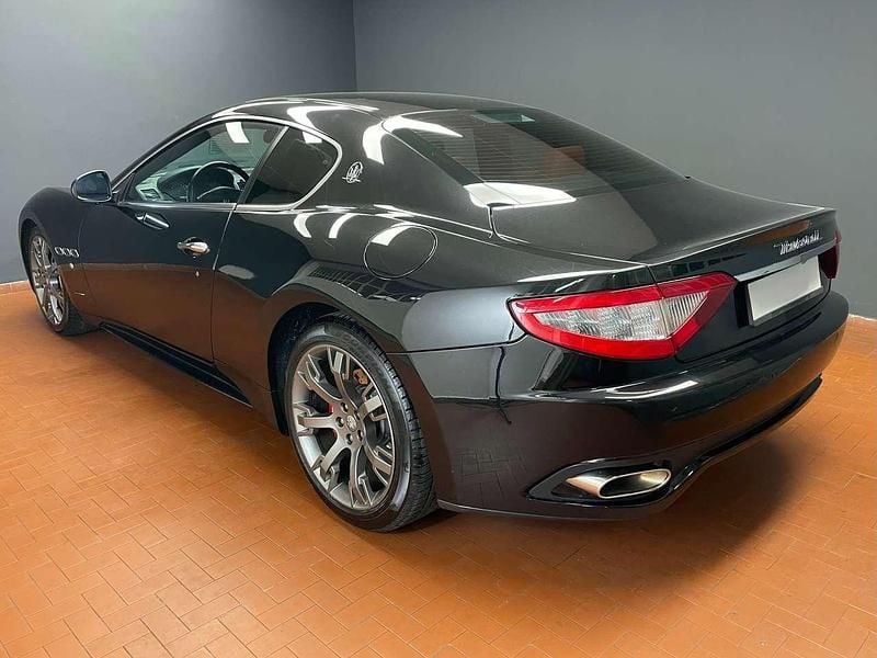 Usata Maserati Granturismo 450 CV (330 kW) 2009 Nero Coupé