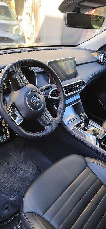 Usata MG HS Luxury 162 CV (119 kW) 2024 Nero SUV