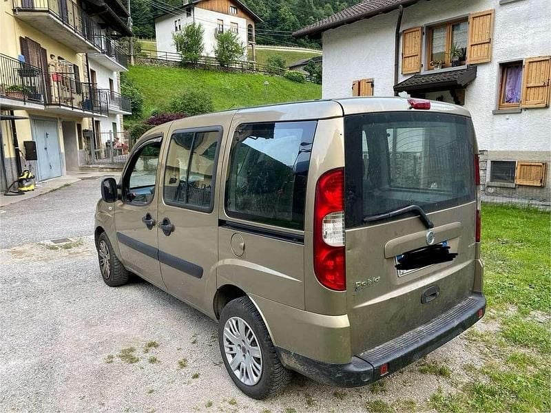 Usata 2007 Fiat Doblò Monovolume | 3500 € (Ottimo prezzo) - Immagine 1/3
