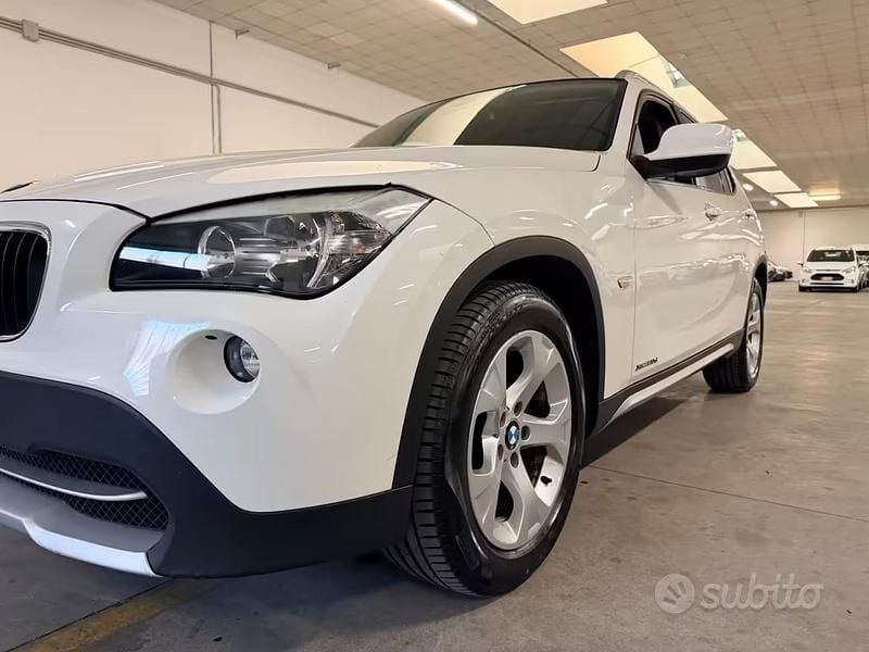 Usata BMW X1 Efficient Dynamics 177 CV (130 kW) 2011 Bianco SUV