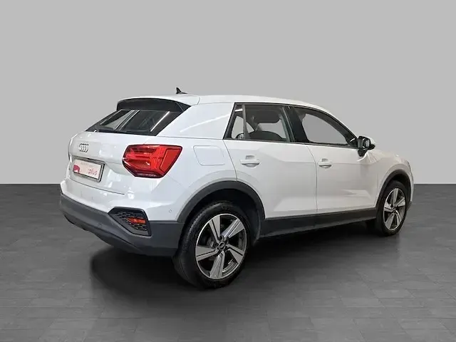 Usado Audi Q2 Admired 150 CV (110 kW) 2021 Blanco SUV