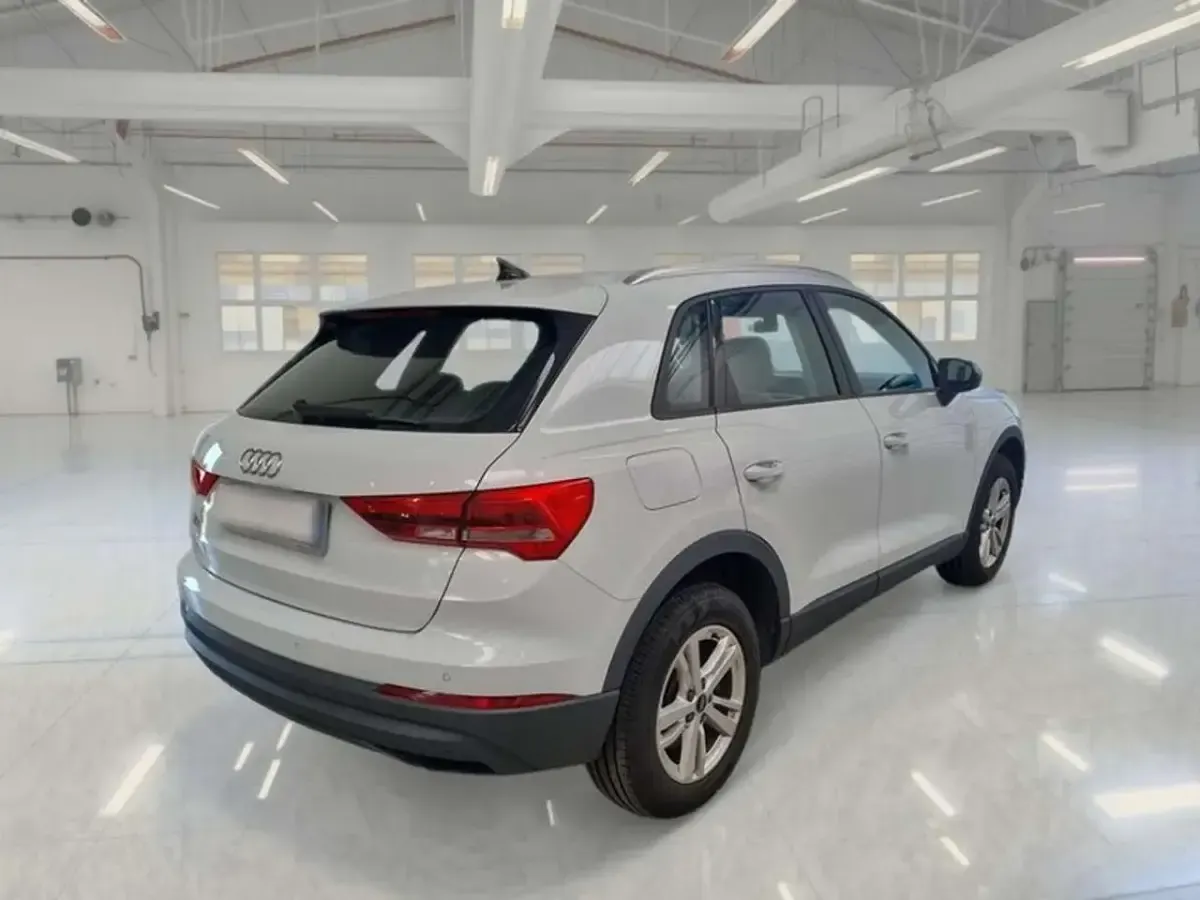 Usata Audi Q3 Business 150 CV (110 kW) 2022 Bianco SUV