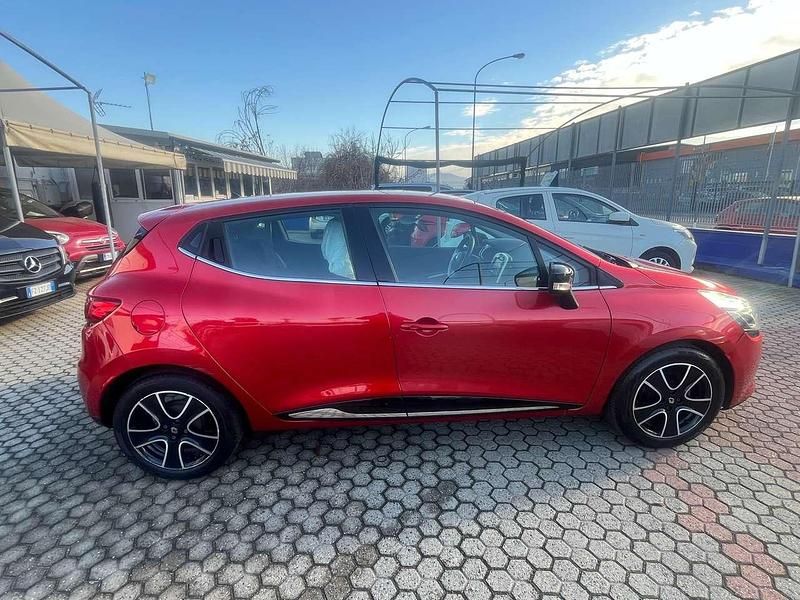 Usata Renault Clio IV Life 75 CV (55 kW) 2016 Rosso Berlina