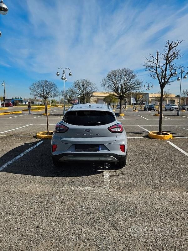 Usata Ford Puma Titanium X 125 CV (91 kW) 2024 Grigio SUV