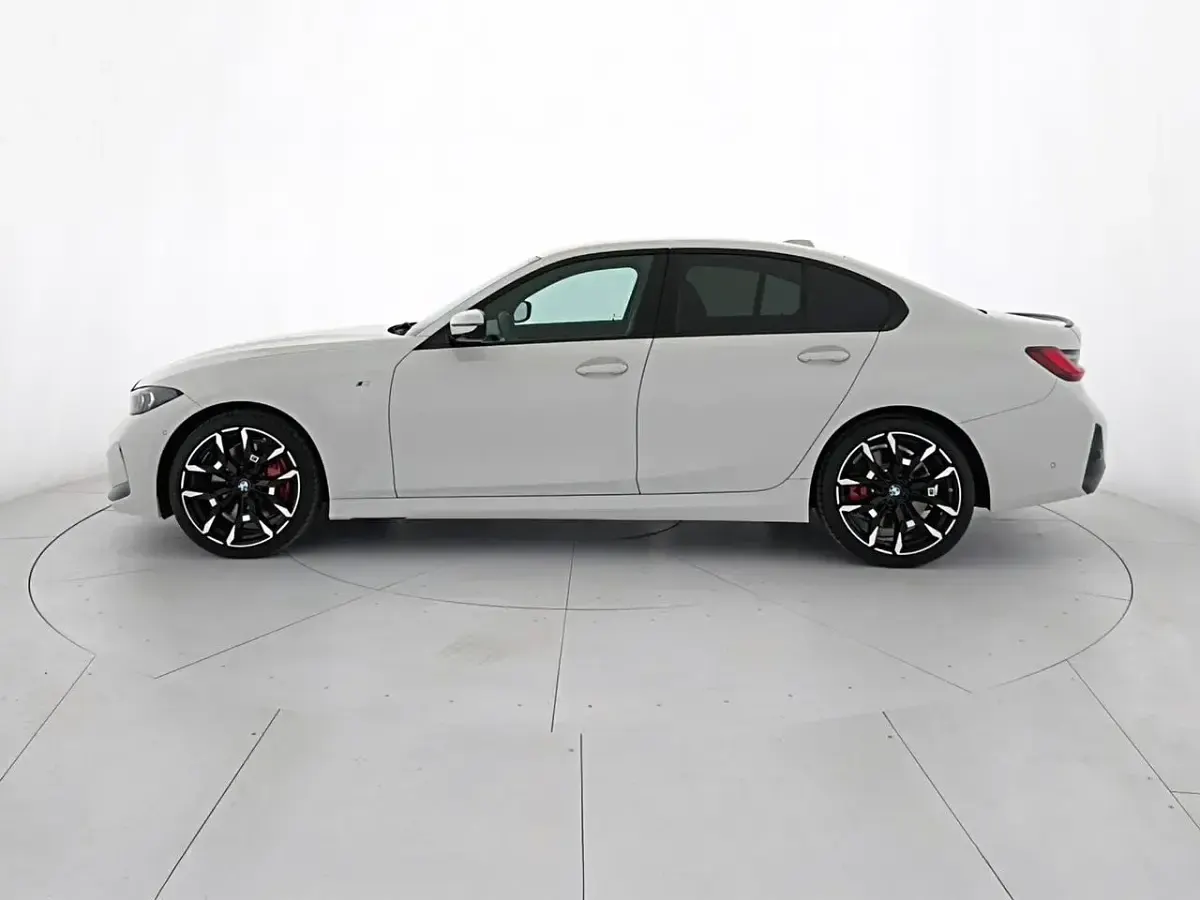 Nuova BMW 320e M Sport 190 CV (139 kW) 2026 Bianco Berlina