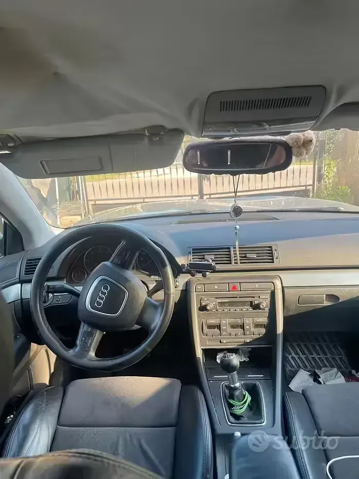 Usata Audi A4 140 CV (102 kW) 2005 Grigio Berlina