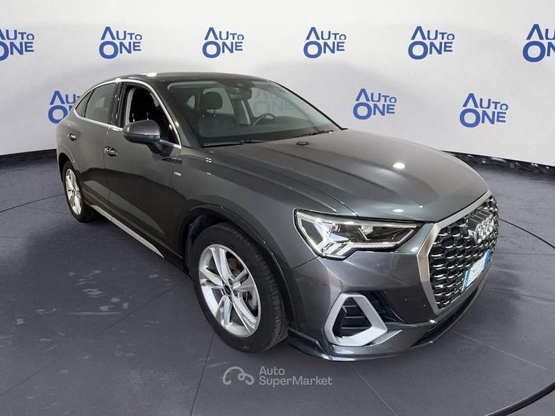 Usata Audi Q3 S-Line 150 CV (110 kW) 2023 Gray SUV