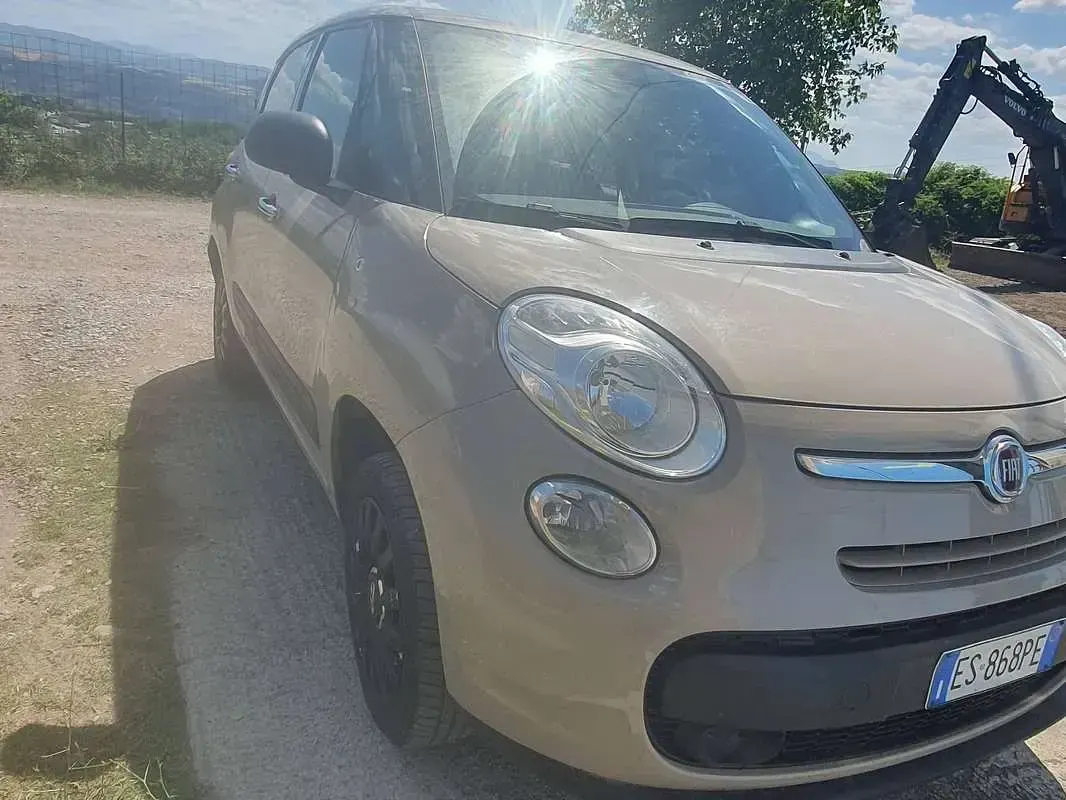 Usata Fiat 500L Easy 80 CV (58 kW) 2014 Beige Monovolume