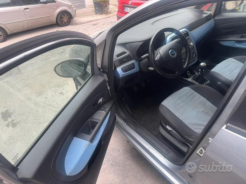 Usata Fiat Grande Punto 2006 Grigio Utilitaria