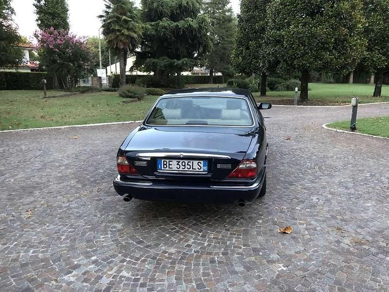 Usata Jaguar XJ8 Executive 237 CV (174 kW) 1999 Berlina