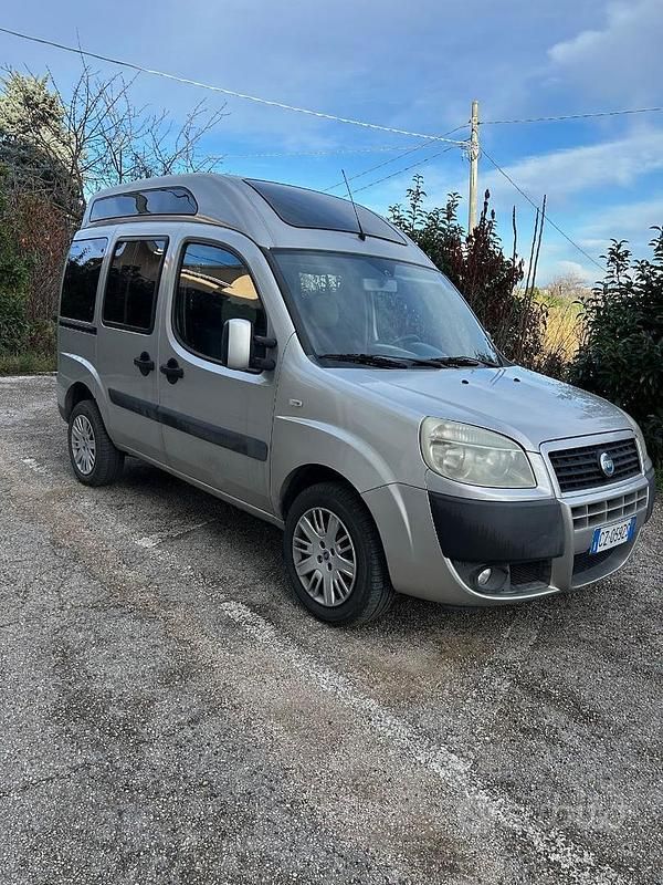 Usata Fiat Doblò 2005 Grigio Monovolume