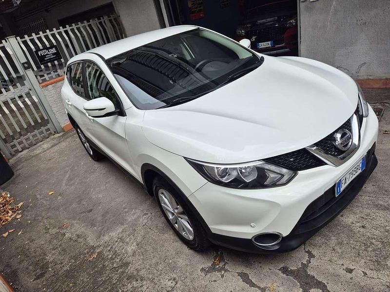 Usata Nissan Qashqai 110 CV (80 kW) 2015 Bianco SUV