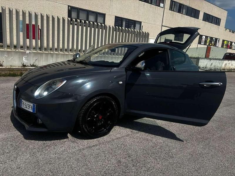 Usata Alfa Romeo MiTo 77 CV (56 kW) 2017 Grigio Utilitaria