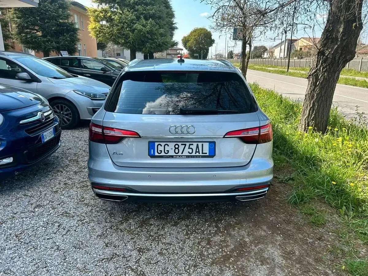 Usata Audi A4 163 CV (119 kW) 2021 Argento Station wagon