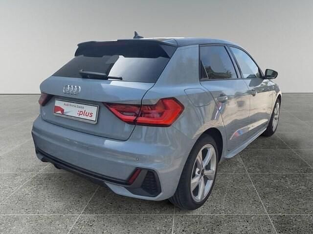 Usata Audi A1 Sportback S-Line 150 CV (110 kW) 2024 Grigio zinco perla Utilitaria