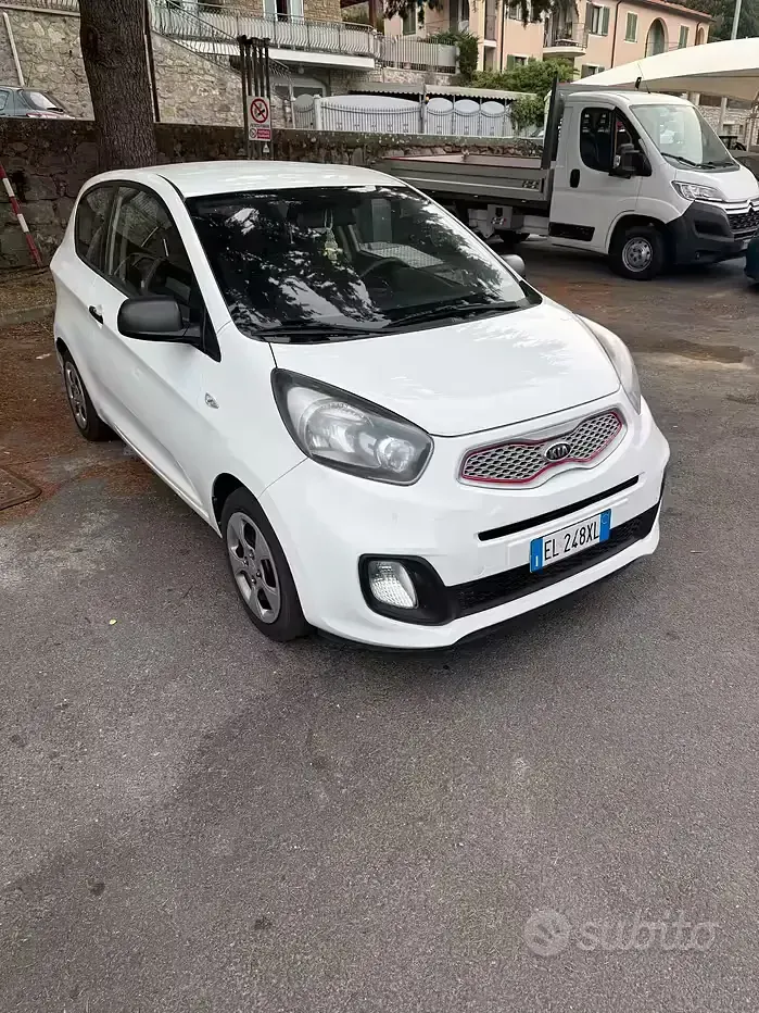 Usata Kia Picanto Urban 69 CV (50 kW) 2012 Utilitaria