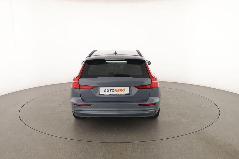 Usado Volvo V60 197 CV (144 kW) 2023 Gris Familiar