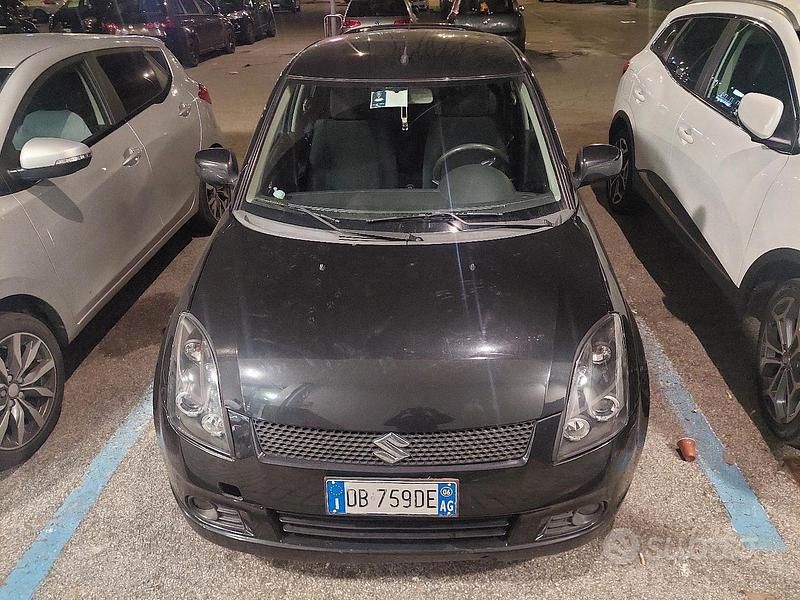 Usata Suzuki Swift GLX 2006 Nero Berlina