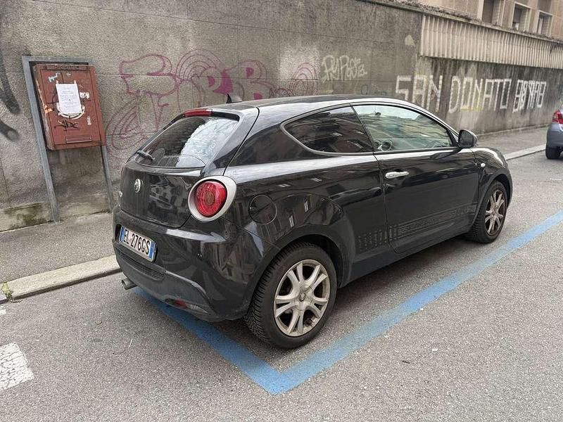Usata Alfa Romeo MiTo Super 70 CV (51 kW) 2011 Nero Utilitaria