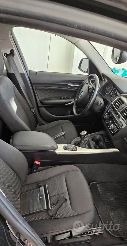 Usata BMW 120 Advantage 190 CV (139 kW) 2016 Nero Utilitaria