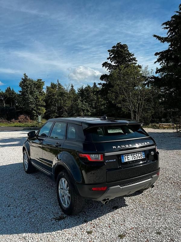Occasion Land Rover Range Rover evoque 150 PK (110 kW) 2016 Zwart Stationwagen