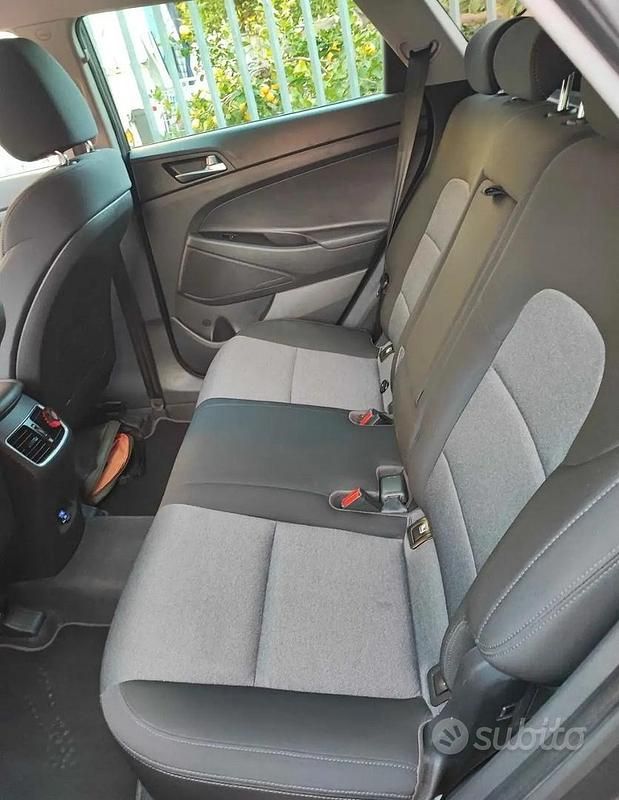 Usata Hyundai Tucson 116 CV (85 kW) 2019 Grigio SUV