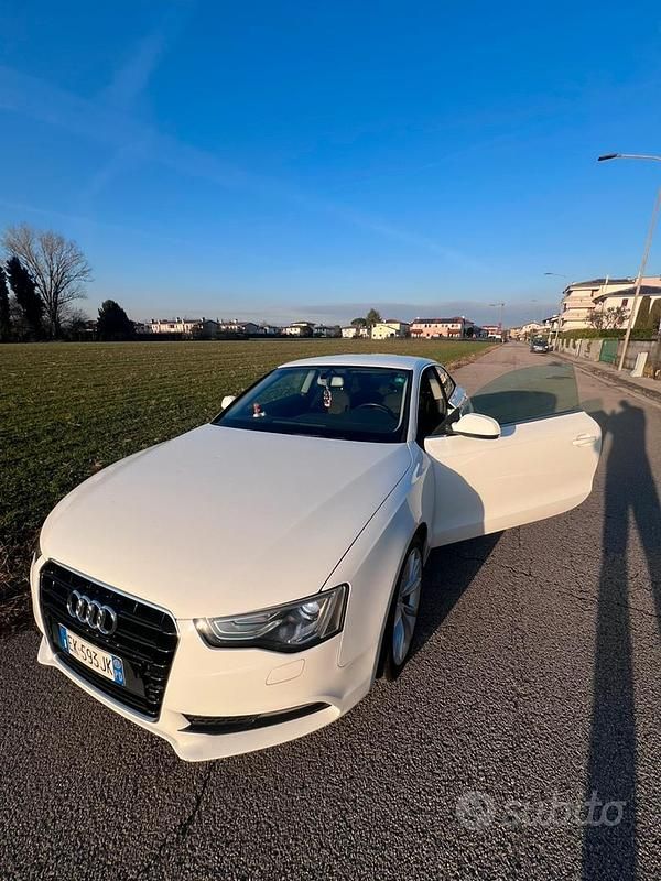 Usata Audi A5 177 CV (130 kW) 2011 Bianco Coupé