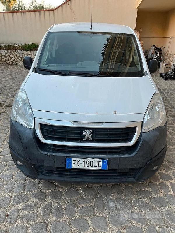 Usata Peugeot Partner 100 CV (73 kW) 2016 Bianco Monovolume
