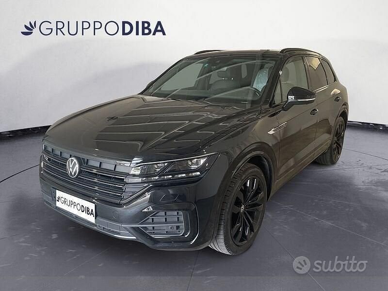 Usata VW Touareg Atmosphere 286 CV (210 kW) 2023 Nero SUV