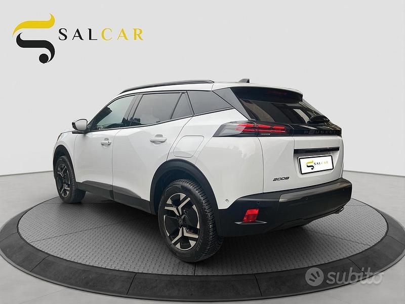 Usata Peugeot 2008 Allure 131 CV (96 kW) 2023 Bianco SUV