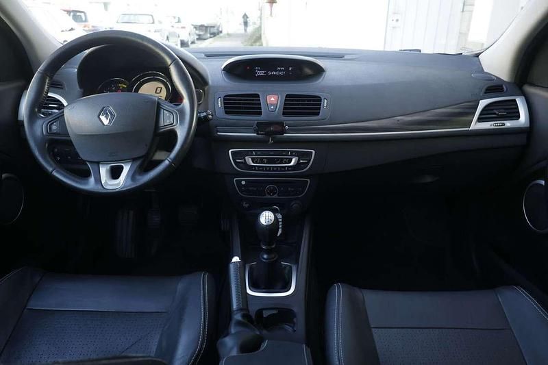 Usata Renault Mégane III Luxe 110 CV (80 kW) 2009 Grigio Utilitaria