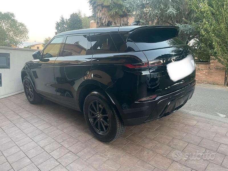 Usata Land Rover Range Rover evoque Pure 150 CV (110 kW) 2019 Nero SUV