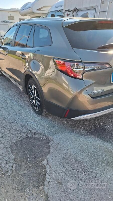 Usata Toyota Corolla 195 CV (143 kW) 2020 Station wagon