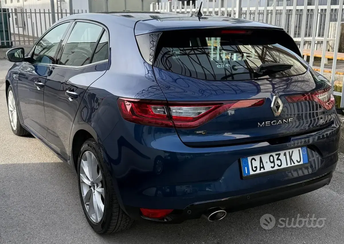 Usata Renault Mégane IV 116 CV (85 kW) 2020 Blu Berlina