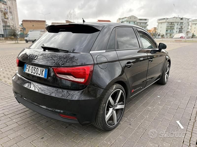 Usata Audi A1 90 CV (66 kW) 2013 Nero Utilitaria